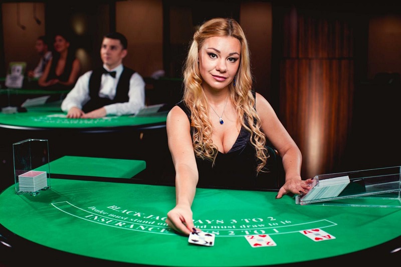 7 Rules About web casinos Meant To Be Broken